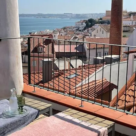 Apartmán снеск Q,r-с0de First -,-wonderful Attico Riverview-lux Boa Casa Portuguesa *
