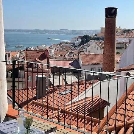 снеск Q,r-с0de First -,-wonderful Attico Riverview-lux Boa Casa Portuguesa Apartman